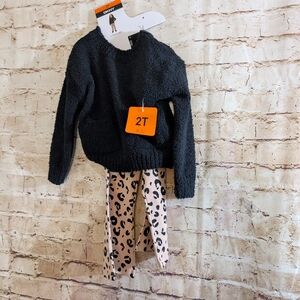 ♥️DKNY Toddler Girls 2T Outfit Black/Animal Print Chenille Bell Bottoms